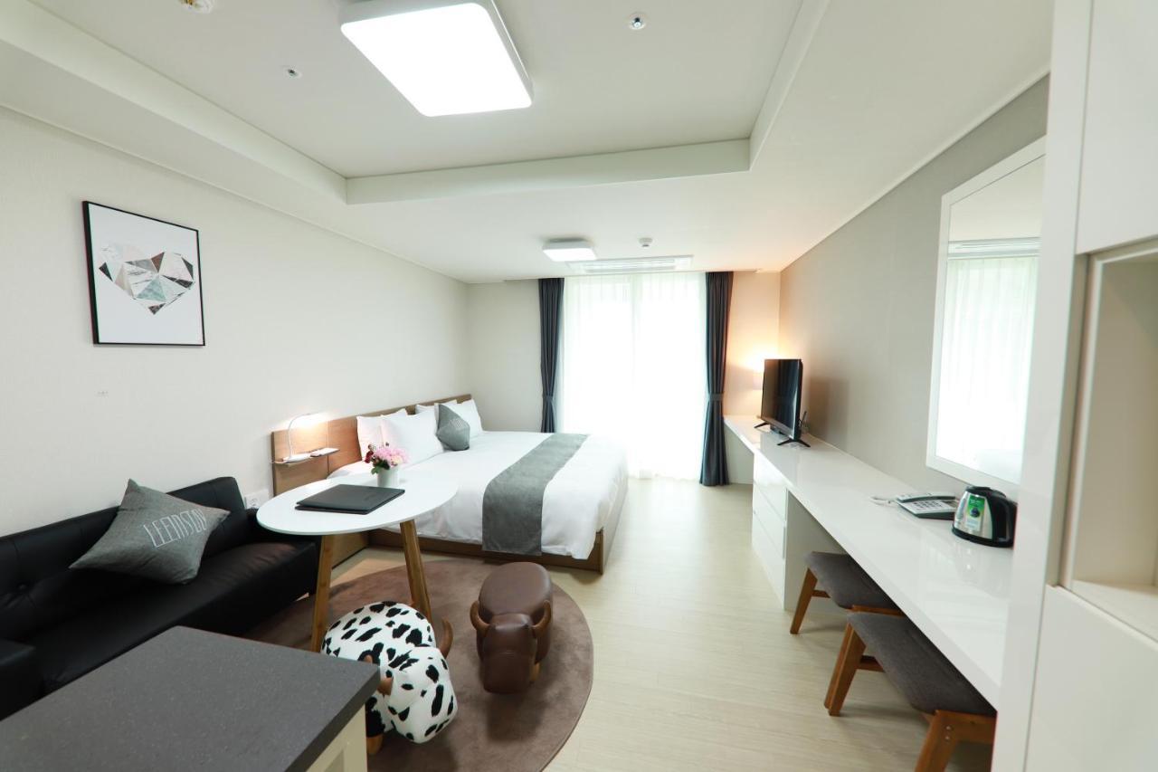 Geoje Leein Stay Hotel Eksteriør bilde
