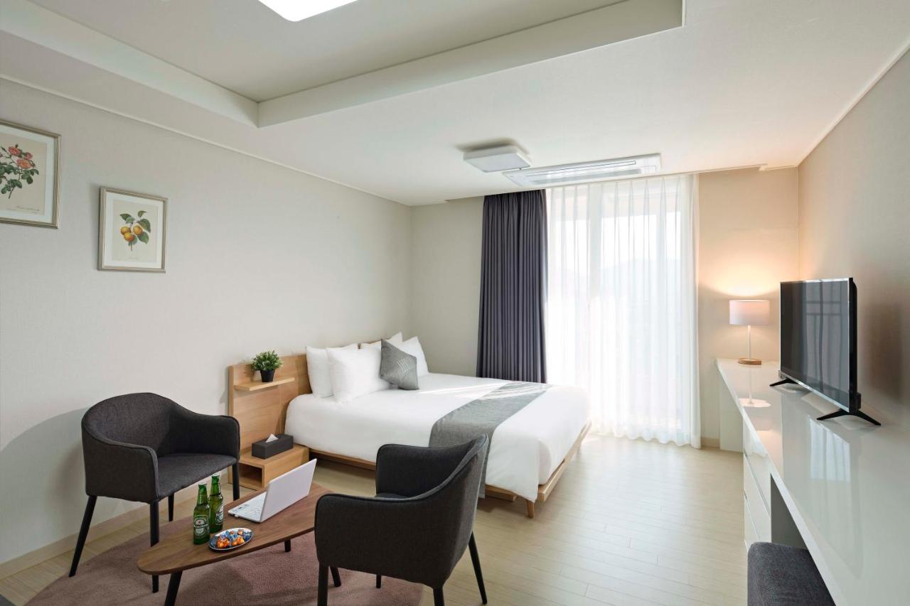 Geoje Leein Stay Hotel Eksteriør bilde