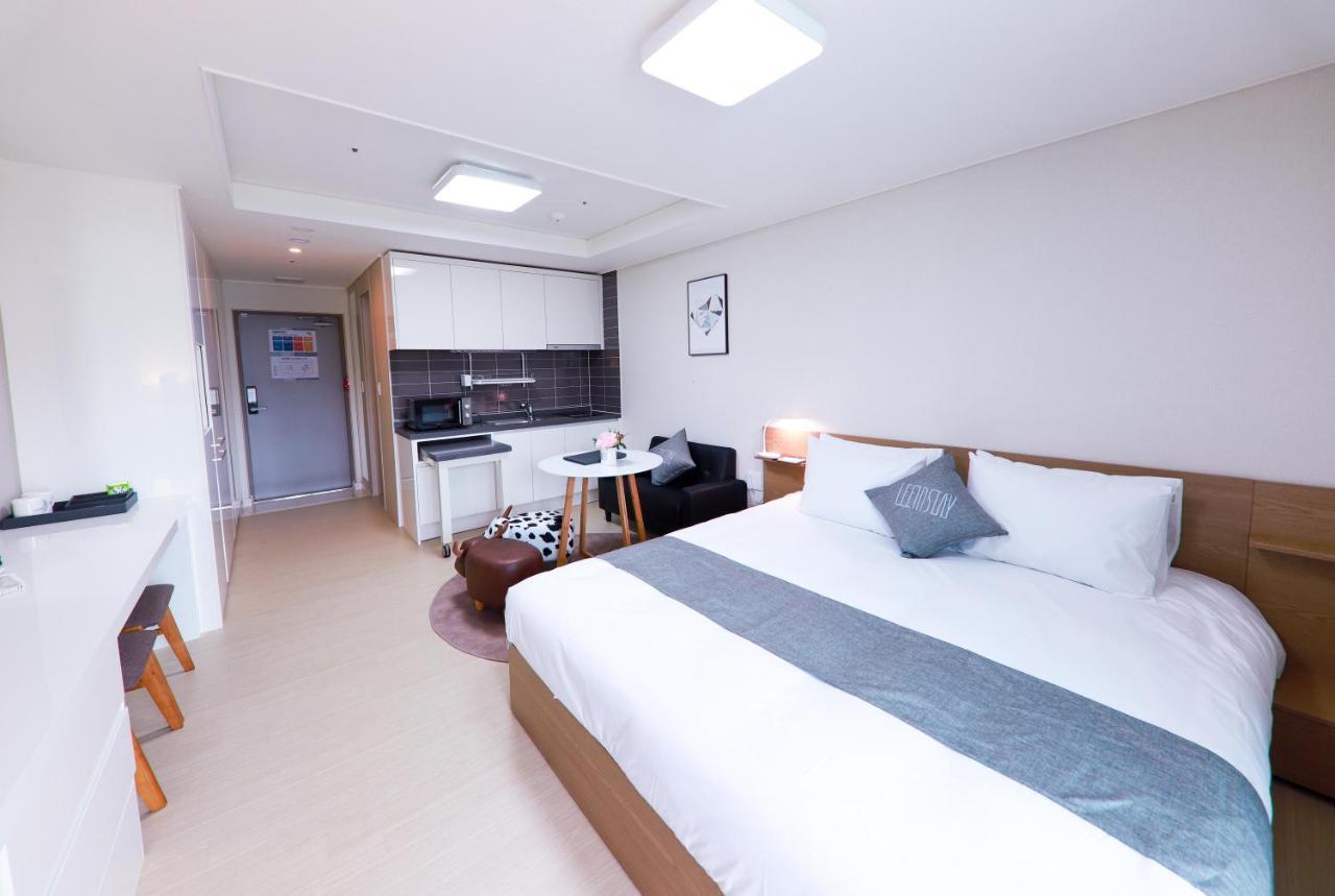 Geoje Leein Stay Hotel Eksteriør bilde
